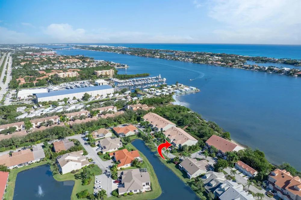 88 Lakeshore Drive Hypoluxo, FL 33462