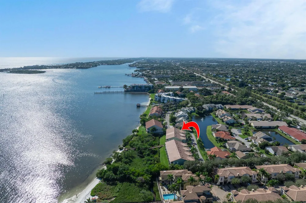88 Lakeshore Drive Hypoluxo, FL 33462