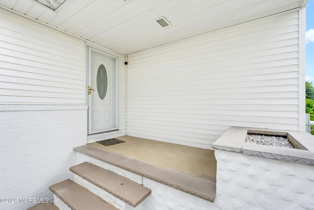 125 Higgins Road Matawan, NJ 07747