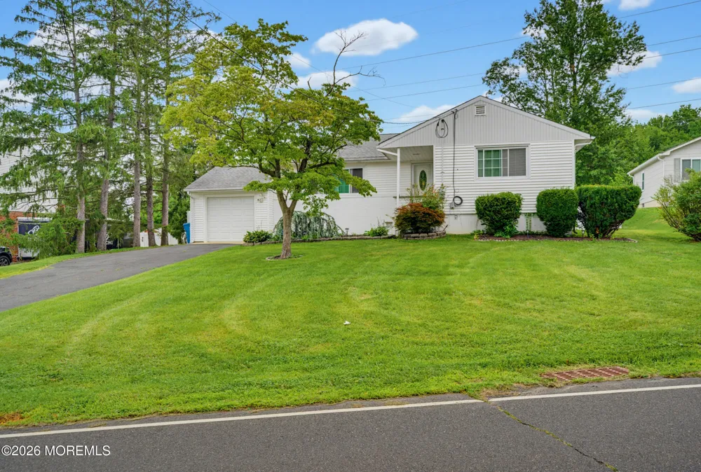 125 Higgins Road Matawan, NJ 07747