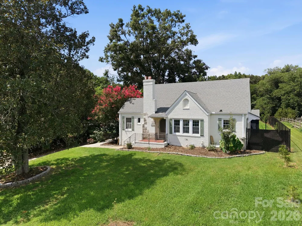 1522 Mooresville Road Salisbury, NC 28147
