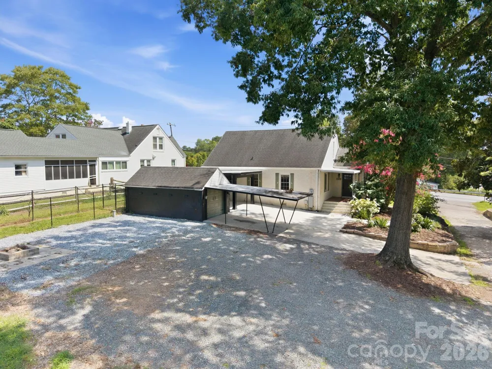 1522 Mooresville Road Salisbury, NC 28147