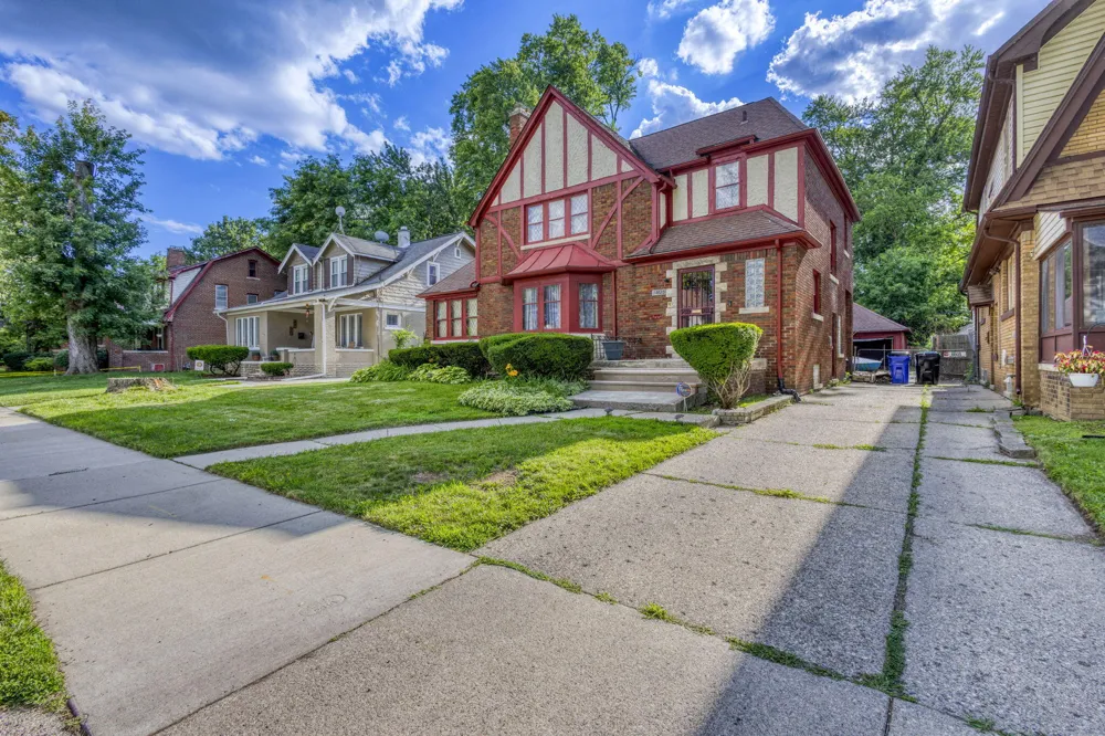 14425 Woodmont Avenue Detroit, MI 48227