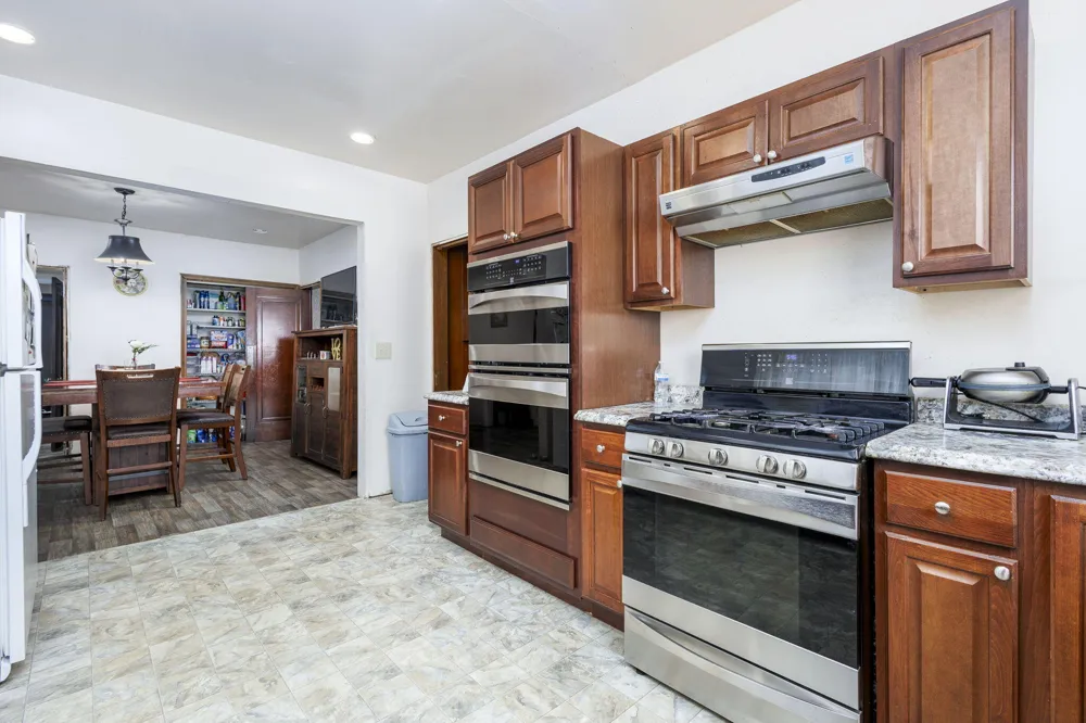14425 Woodmont Avenue Detroit, MI 48227