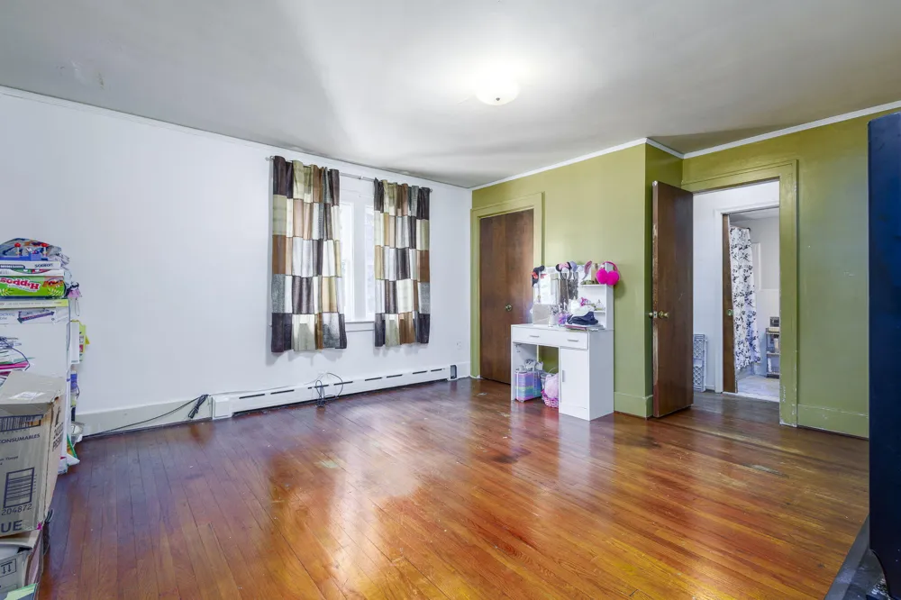 14425 Woodmont Avenue Detroit, MI 48227