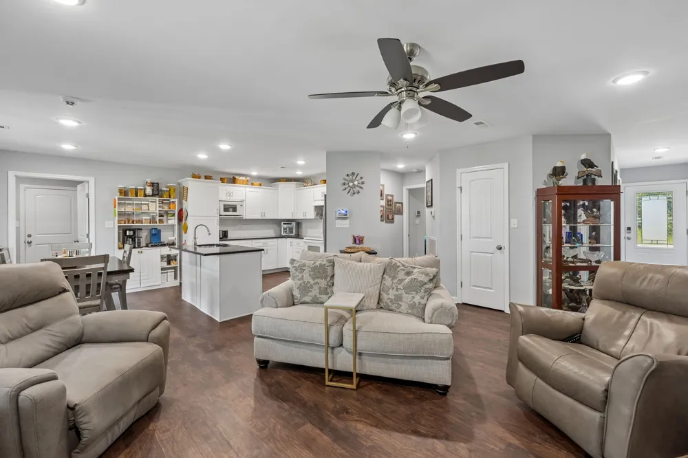 1187 Finley Beech Rd Lewisburg, TN 37091