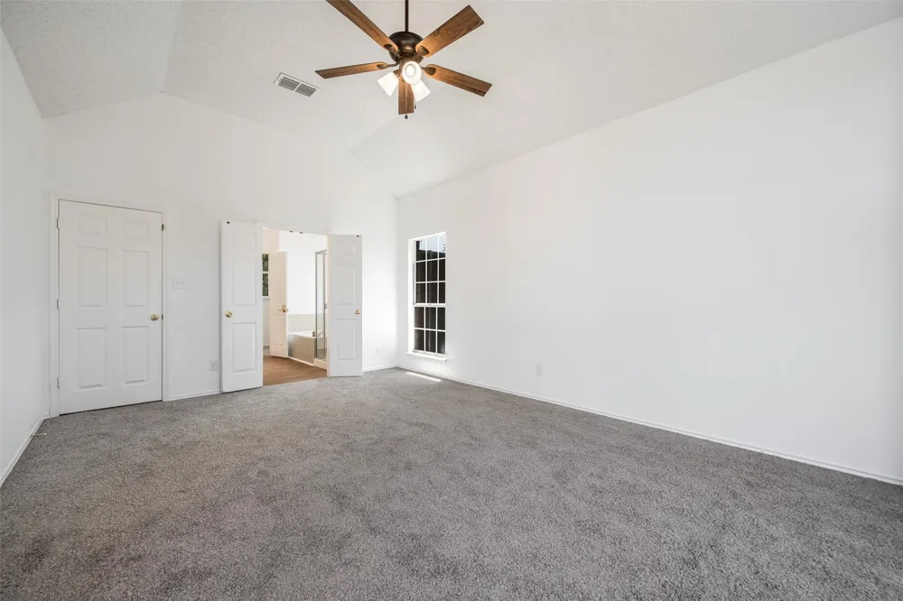 7122 Don Gomez Lane Garland, TX 75043