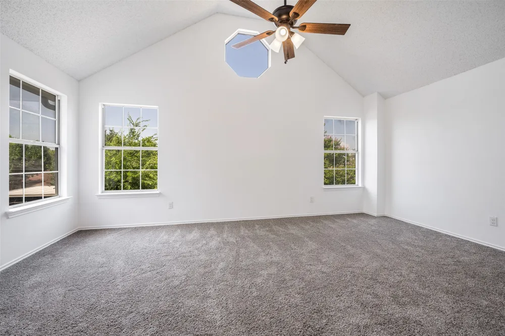 7122 Don Gomez Lane Garland, TX 75043