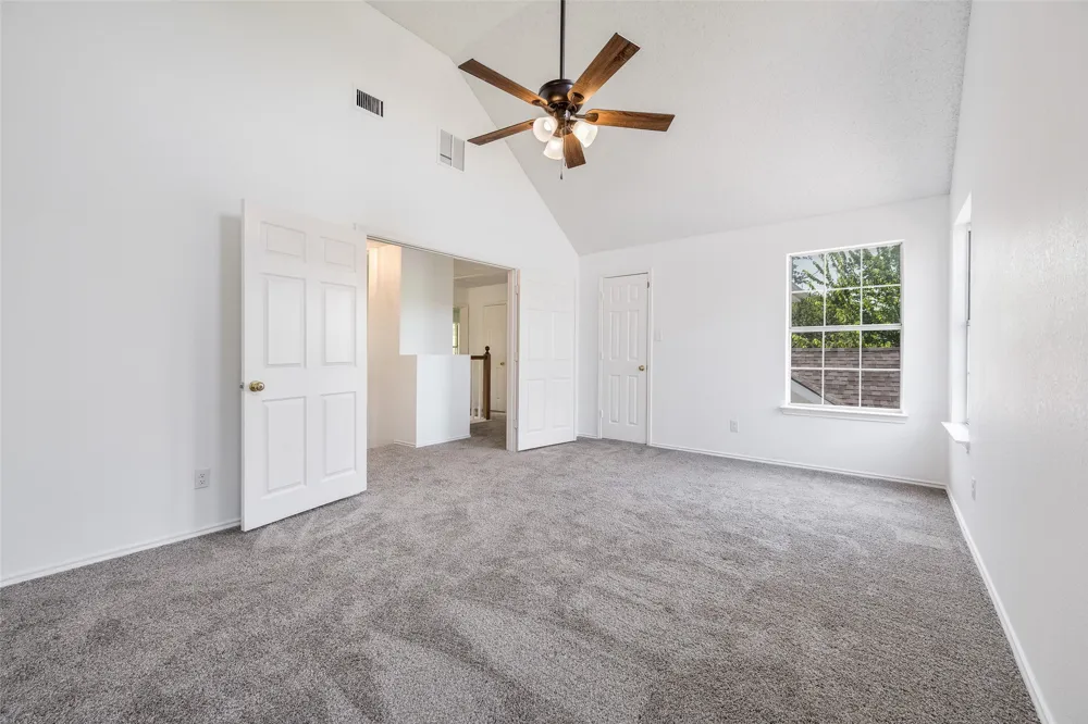 7122 Don Gomez Lane Garland, TX 75043