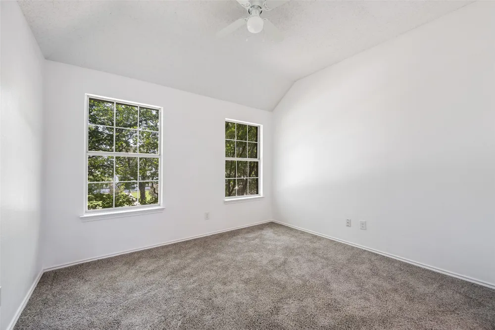 7122 Don Gomez Lane Garland, TX 75043