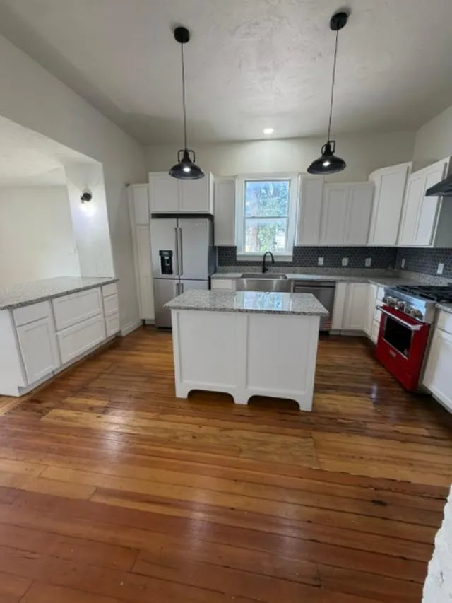 424 Hinckley Street Holdenville, OK 74848