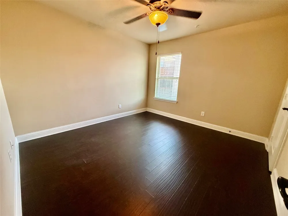 2617 Jackson Drive Lewisville, TX 75067