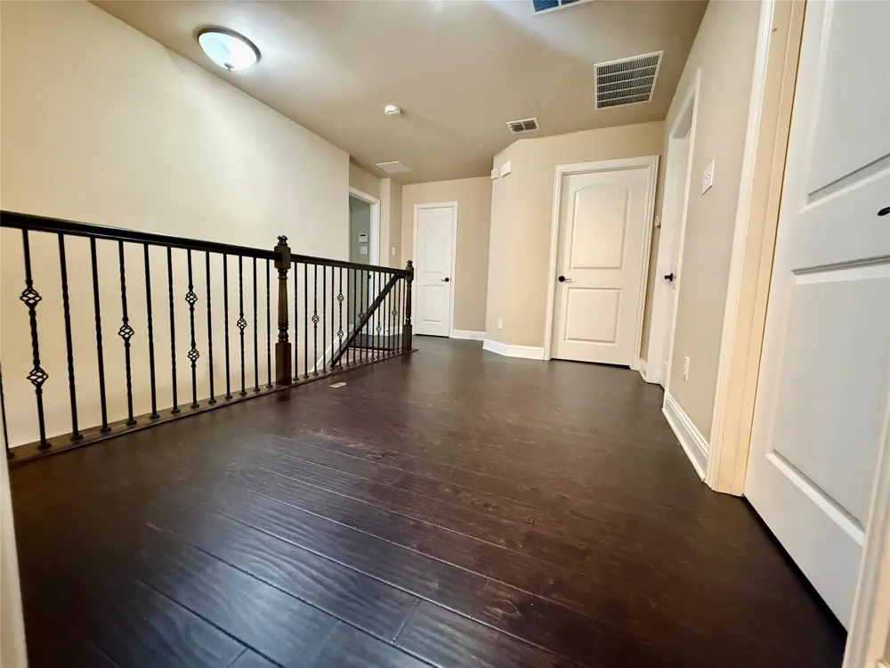 2617 Jackson Drive Lewisville, TX 75067