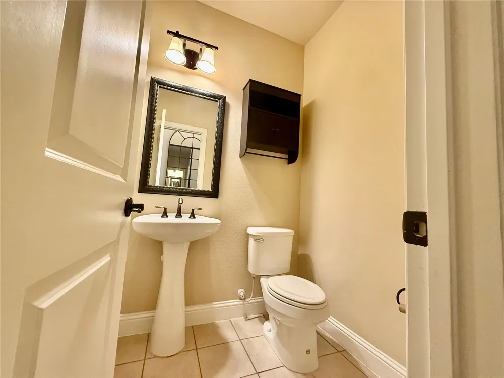 2617 Jackson Drive Lewisville, TX 75067