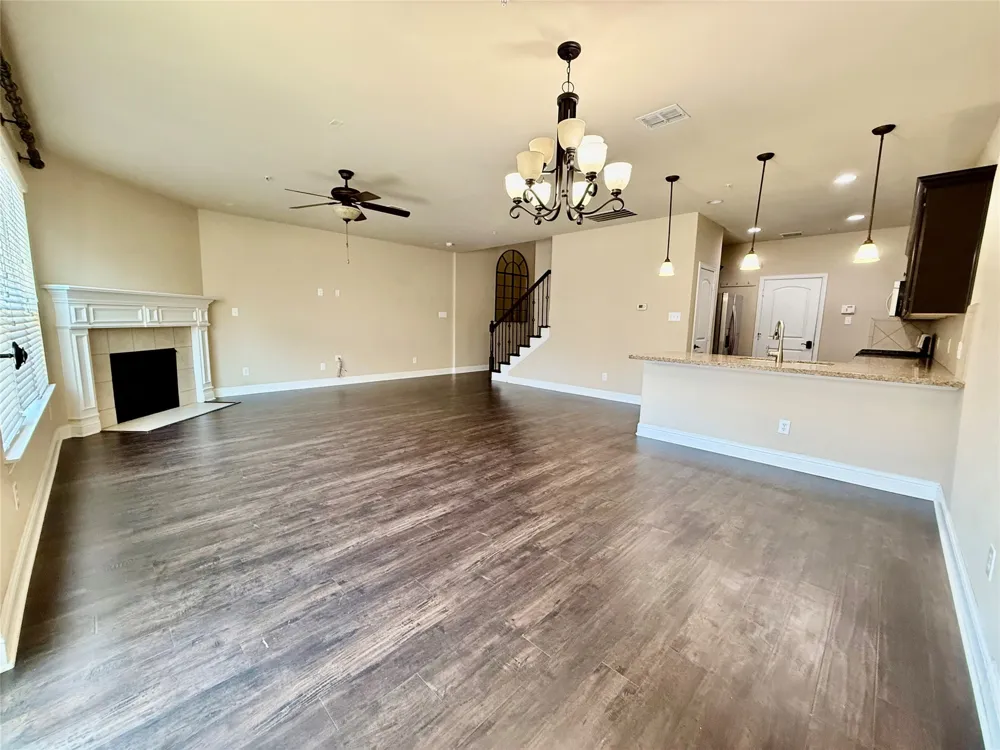 2617 Jackson Drive Lewisville, TX 75067