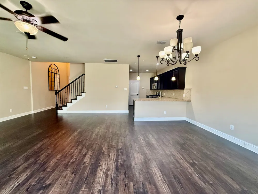2617 Jackson Drive Lewisville, TX 75067