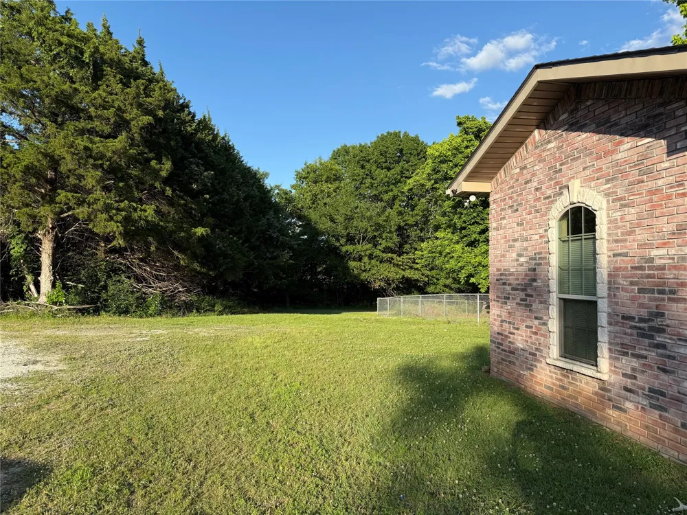 19559 County Road 1533 Loop Ada, OK 74820