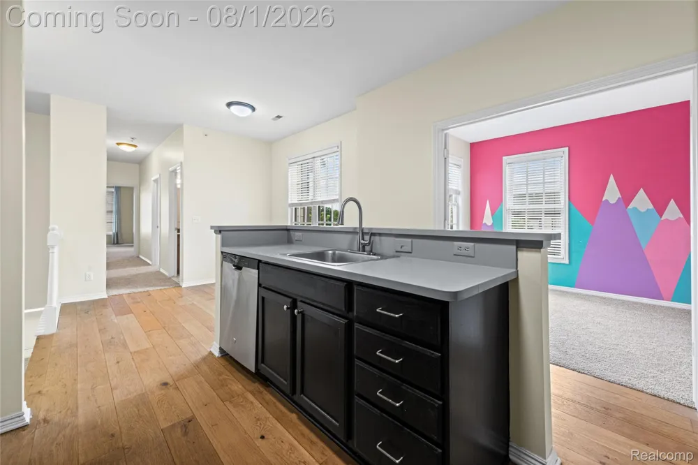 207 JOTHAM AVENUE Auburn Hills City, MI 48326