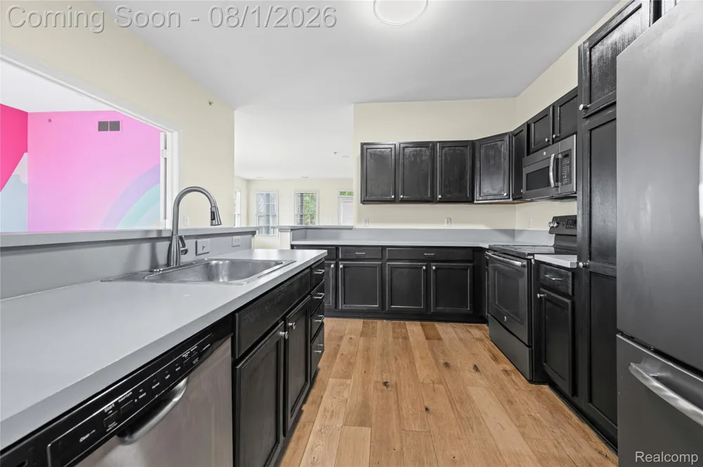 207 JOTHAM AVENUE Auburn Hills City, MI 48326