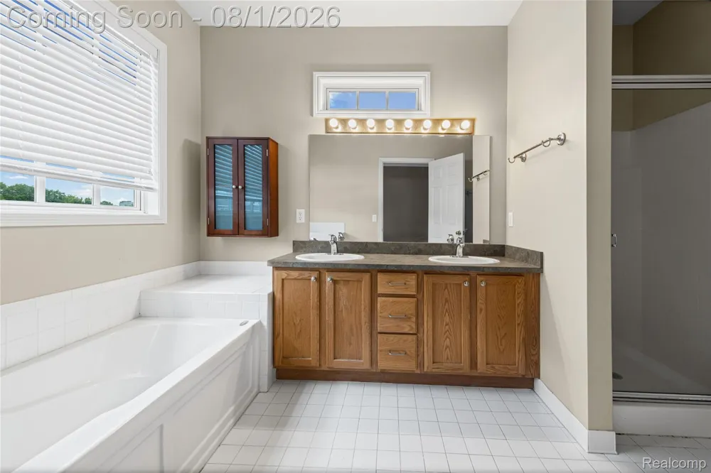 207 JOTHAM AVENUE Auburn Hills City, MI 48326