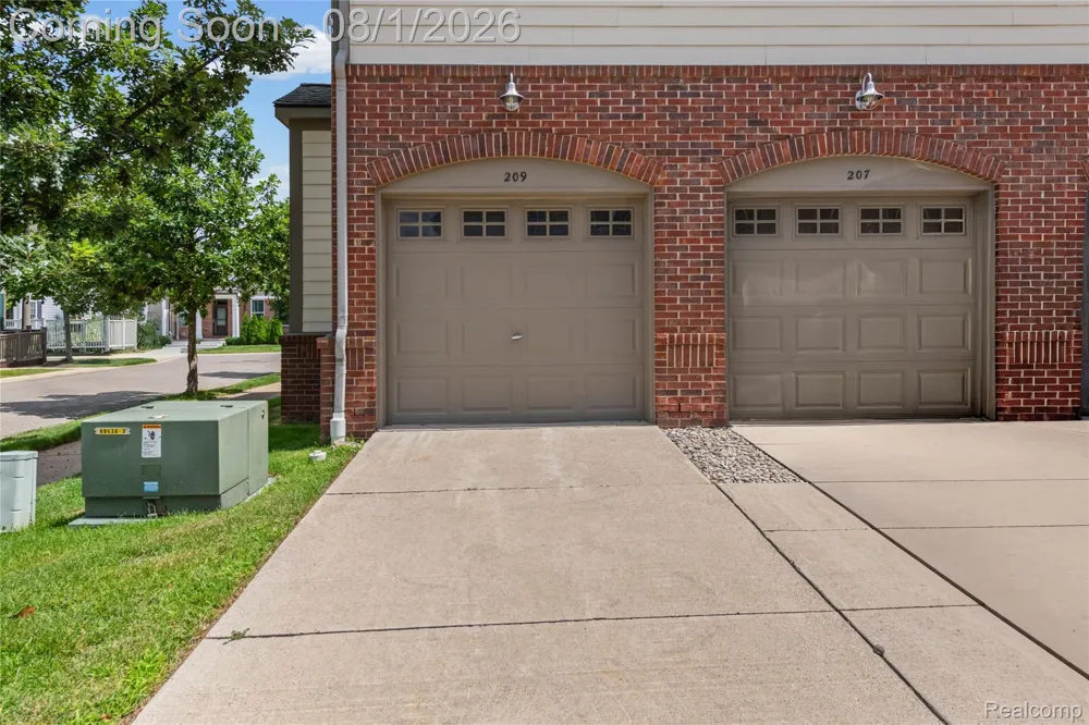 207 JOTHAM AVENUE Auburn Hills City, MI 48326
