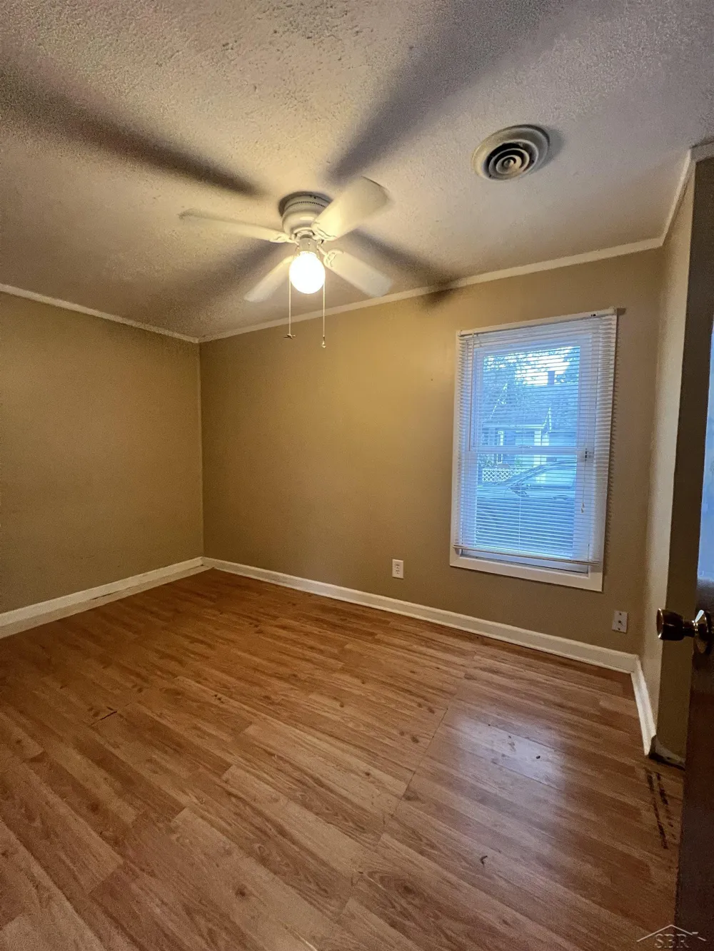 1521 Stanley Street Saginaw City, MI 48602