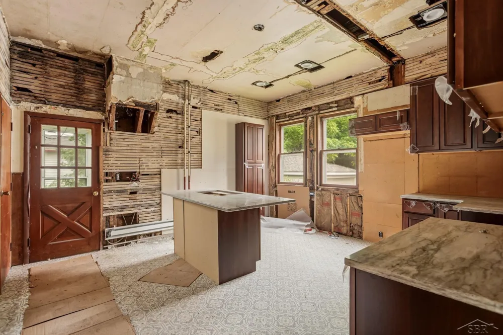 2101 5th Street Bay City City, MI 48708