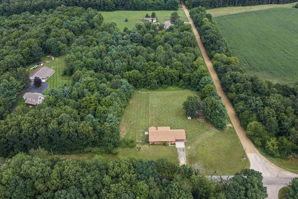 25028 Jefferson Center Street Jefferson Township, MI 49031