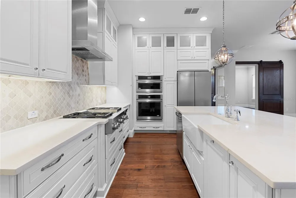 835 W CANTON AVENUE Winter Park, FL 32789