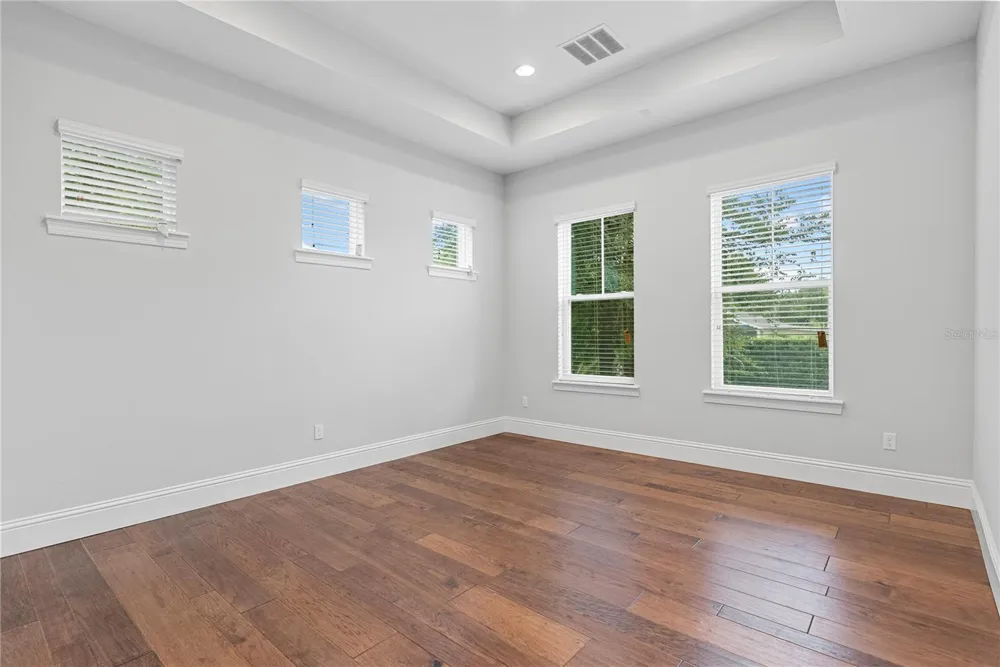 835 W CANTON AVENUE Winter Park, FL 32789