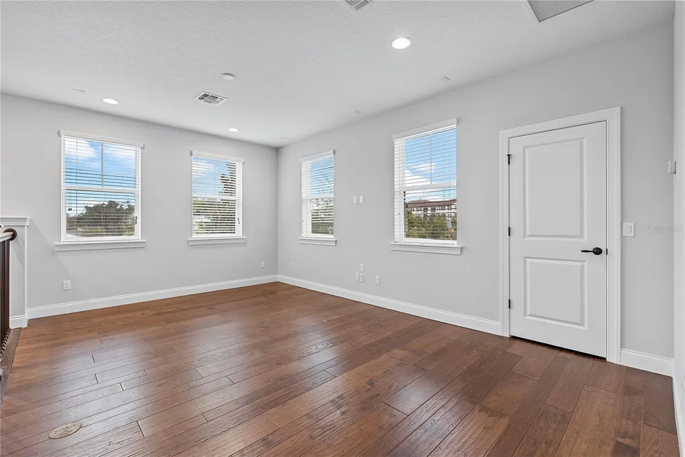 835 W CANTON AVENUE Winter Park, FL 32789