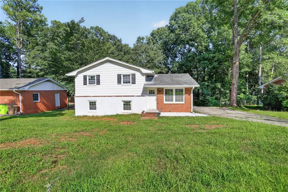 6464 Rabun Road Morrow, GA 30260