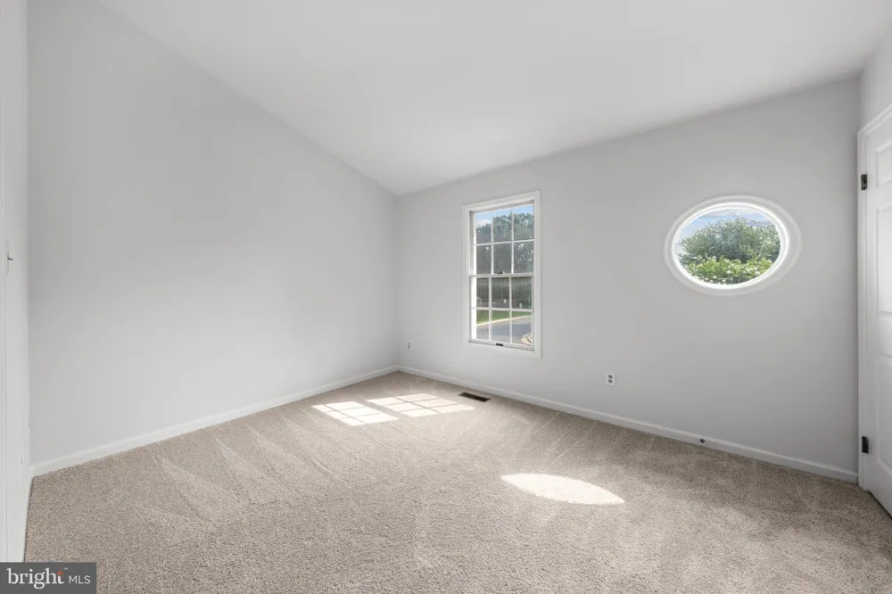 6528 SKYLEMAR TRAIL Centreville, VA 20121