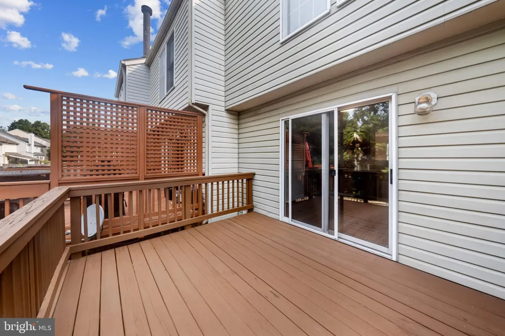 6528 SKYLEMAR TRAIL Centreville, VA 20121