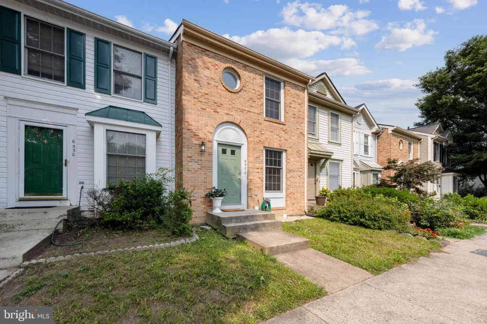 6528 SKYLEMAR TRAIL Centreville, VA 20121