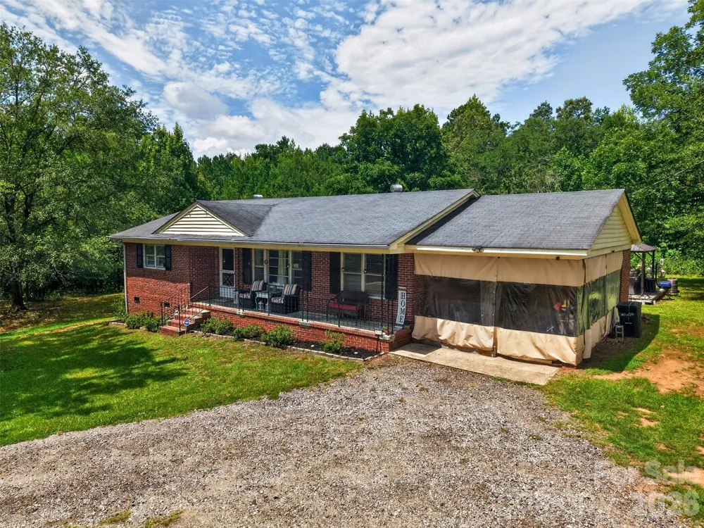 3116 Pilgrim Road Chester, SC 29706