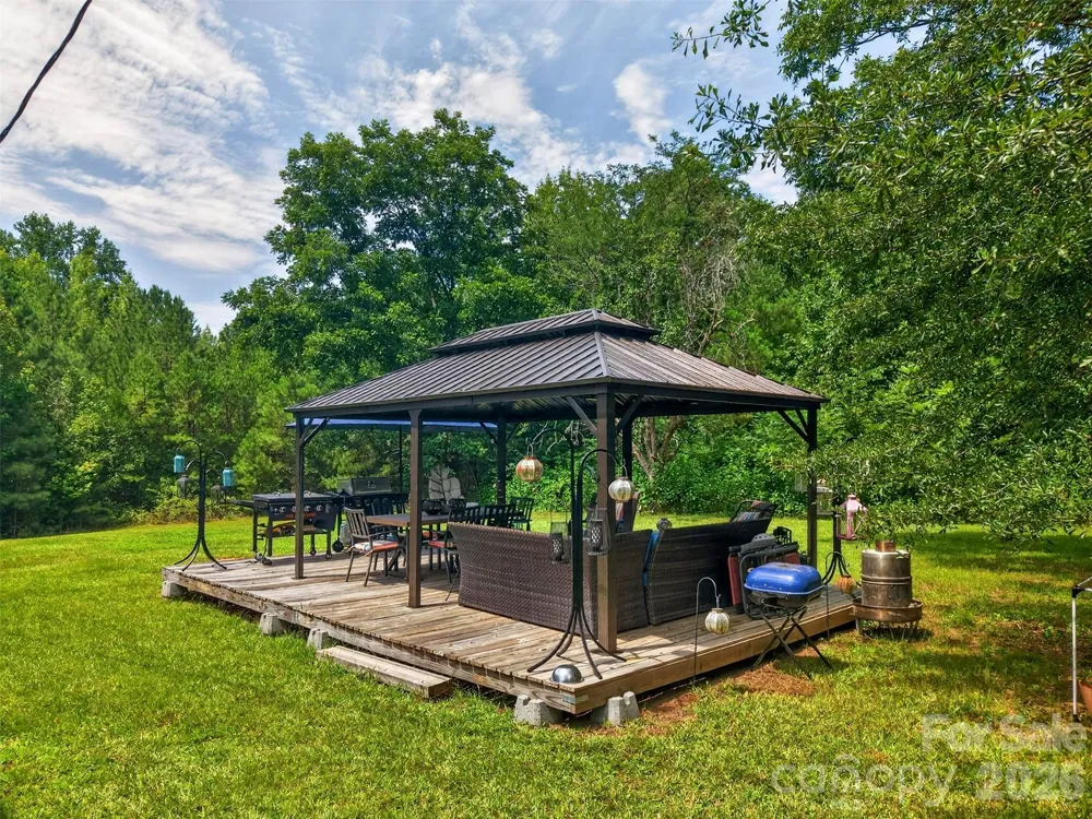 3116 Pilgrim Road Chester, SC 29706