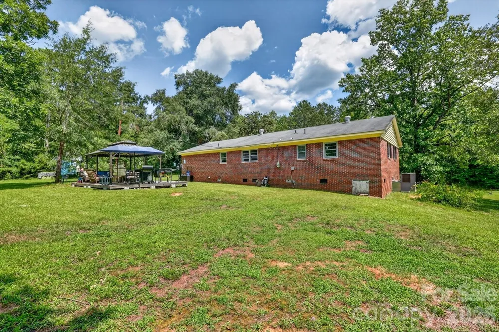 3116 Pilgrim Road Chester, SC 29706