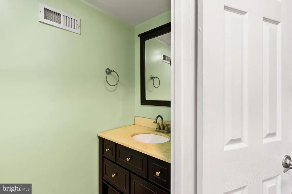 1615 NEW WINDSOR COURT Crofton, MD 21114