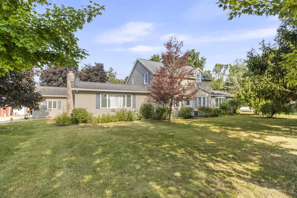 19275 16 Mile Road Marshall, MI 49068