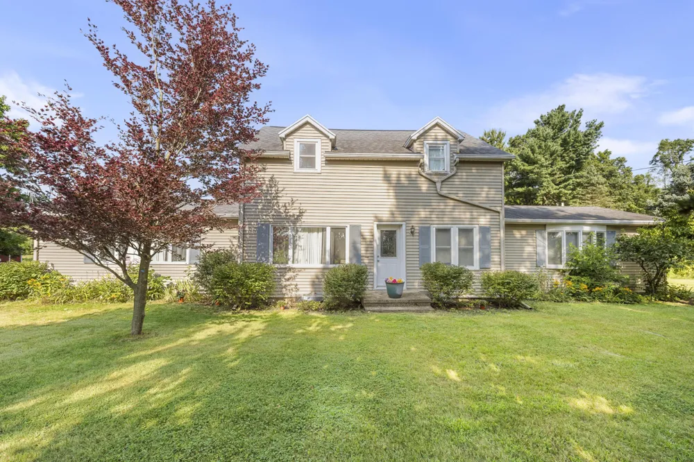 19275 16 Mile Road Marshall, MI 49068