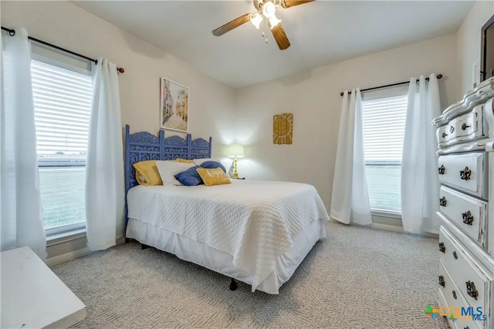 8177 Boenig Road Seguin, TX 78155