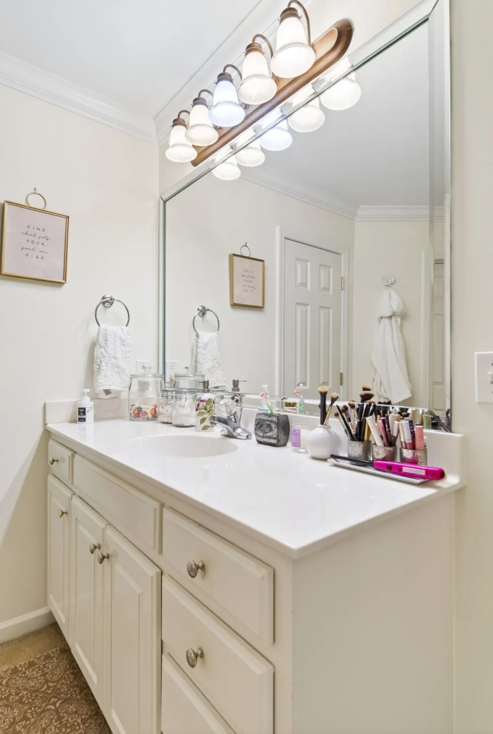 2766 Waywood Dr Murfreesboro, TN 37128