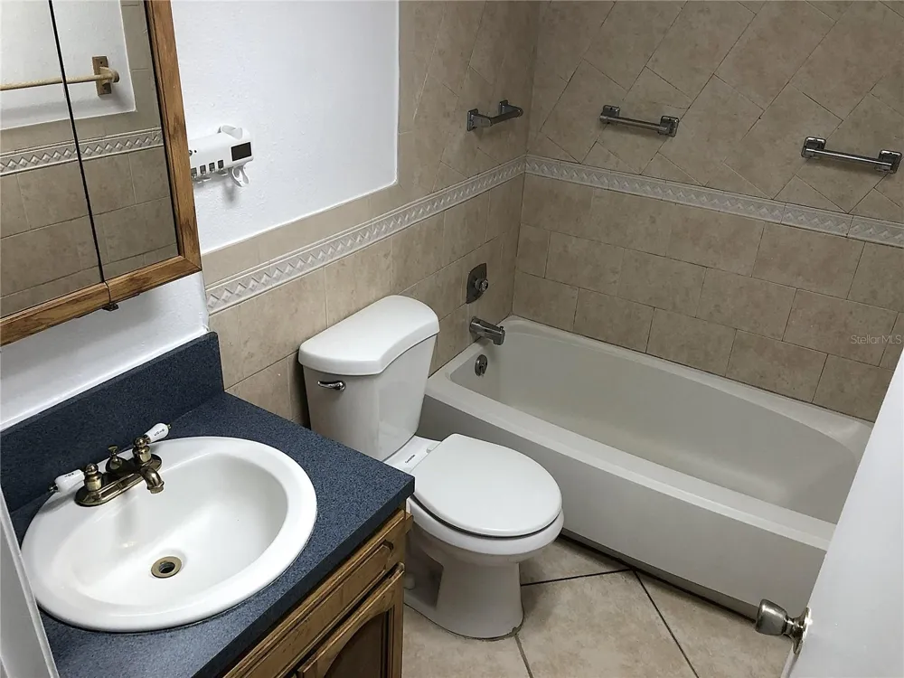 2545 OAK PARK WAY #118 Orlando, FL 32822