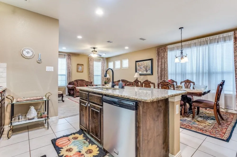214 Alexandra Avenue Richardson, TX 75081
