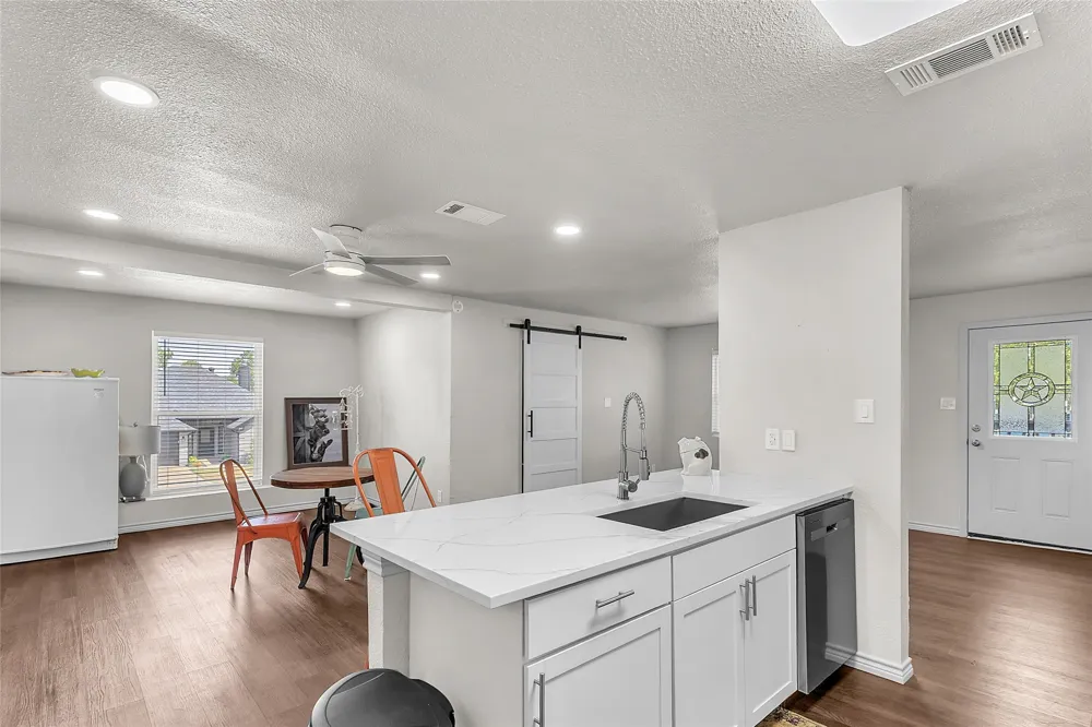242 Autumn Wood Trail Gun Barrel City, TX 75156