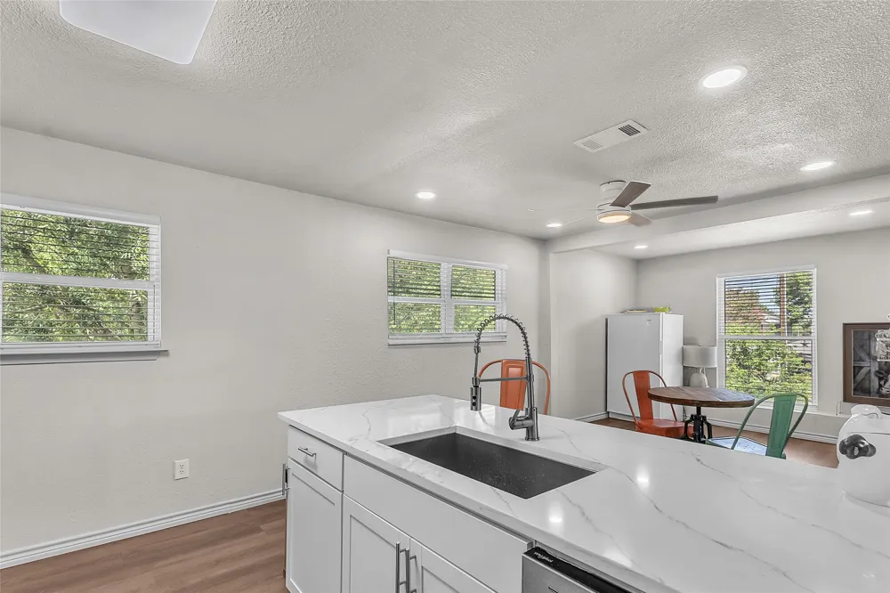 242 Autumn Wood Trail Gun Barrel City, TX 75156