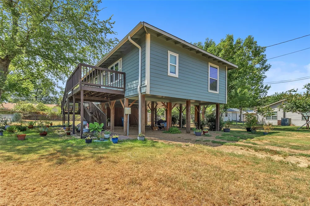 242 Autumn Wood Trail Gun Barrel City, TX 75156