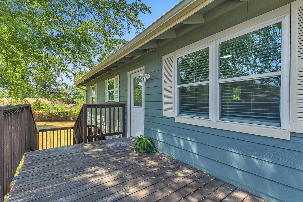 242 Autumn Wood Trail Gun Barrel City, TX 75156