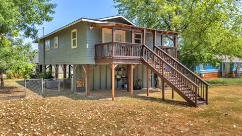 242 Autumn Wood Trail